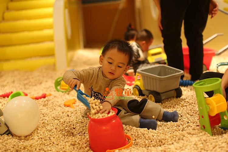 kids playground indoor