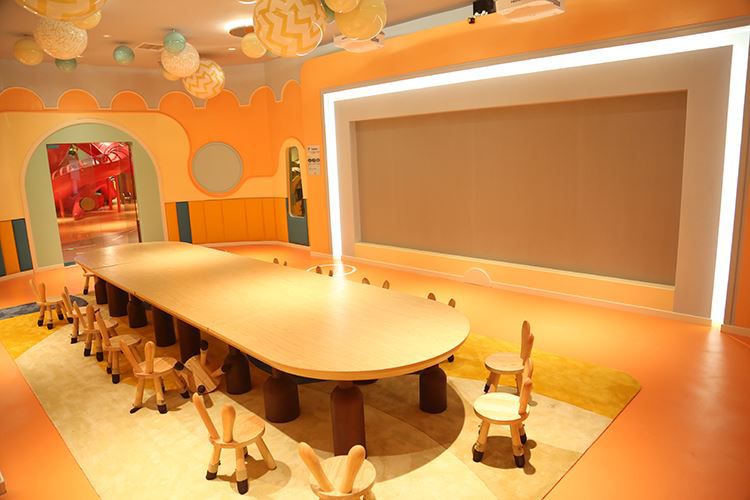 indoor playground party room